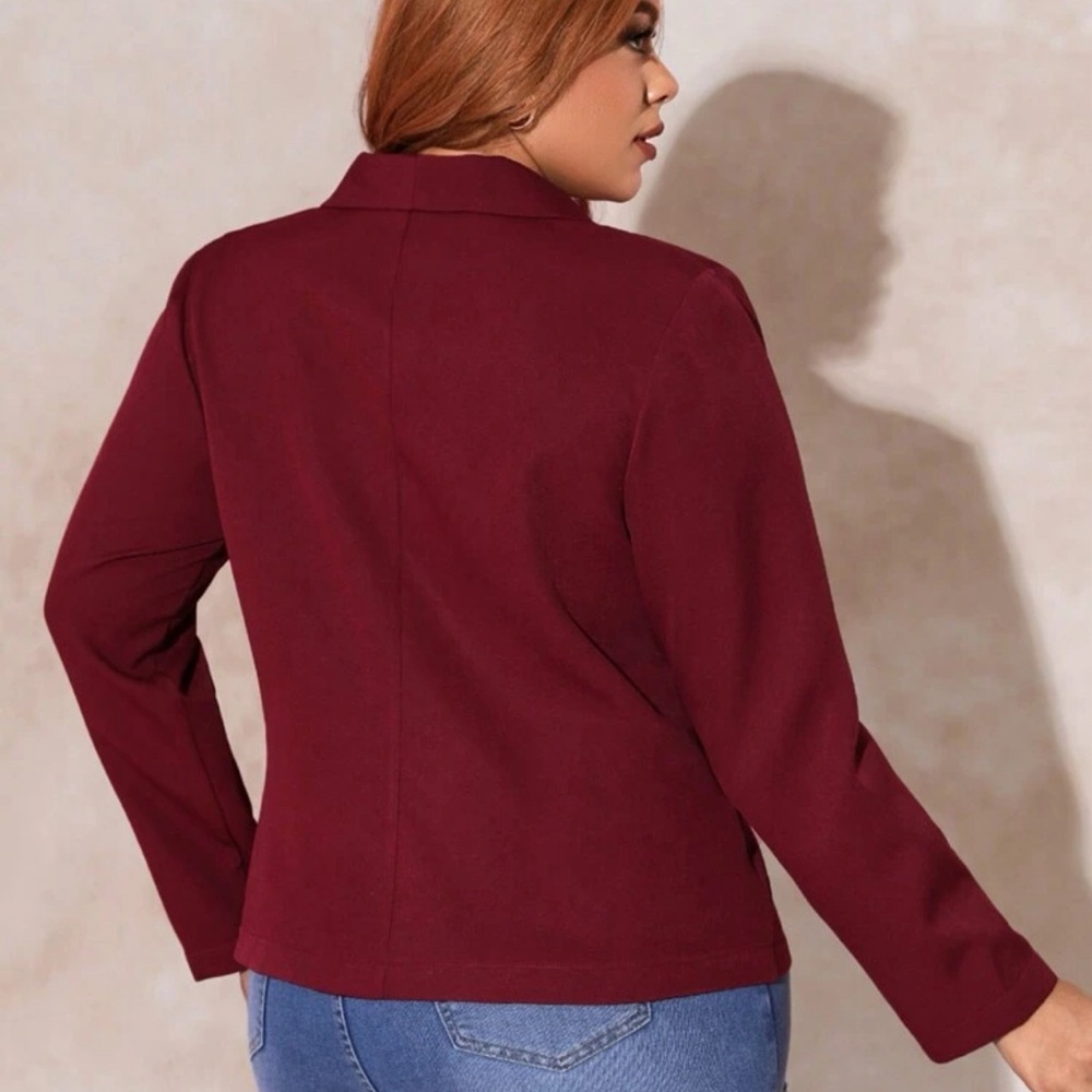 Beautiful stylish blazer - Picture 2 of 5